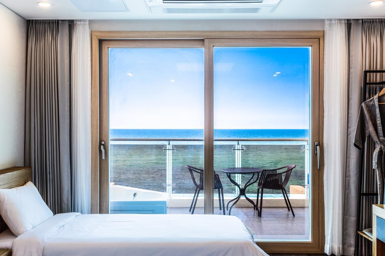 Sea Stay Hotel Jeju Exterior photo